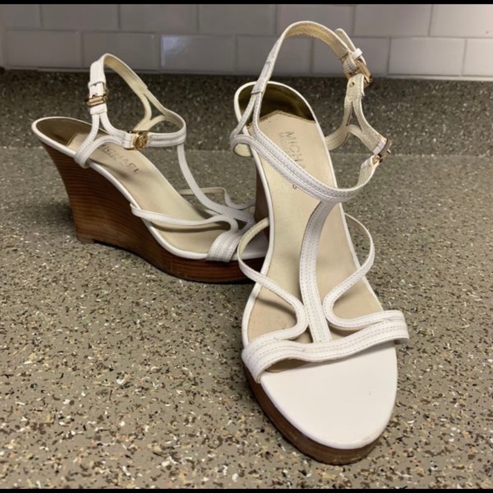 Michael Kors White leather Wedge Sandals- size 8